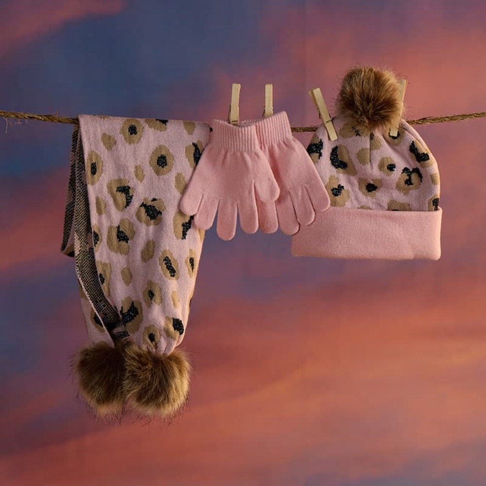 NWT Addie & Tate Toddler Set Hat Scarf & Gloves Pink Leopard Print